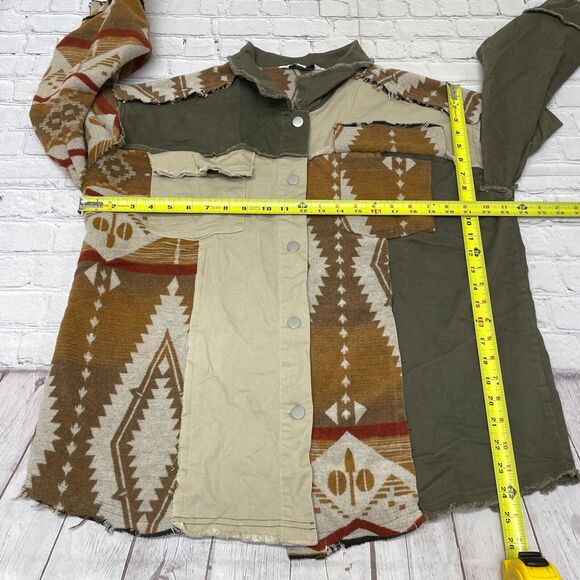 Davi & Dani Women Western Button Snap Shirt Jacket Size Medium Aztec M285 -8 - Picture 2 of 15